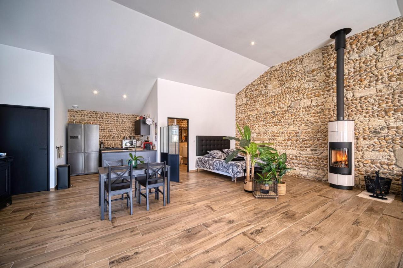 Le Vieux Platane Villa Malissard Bagian luar foto