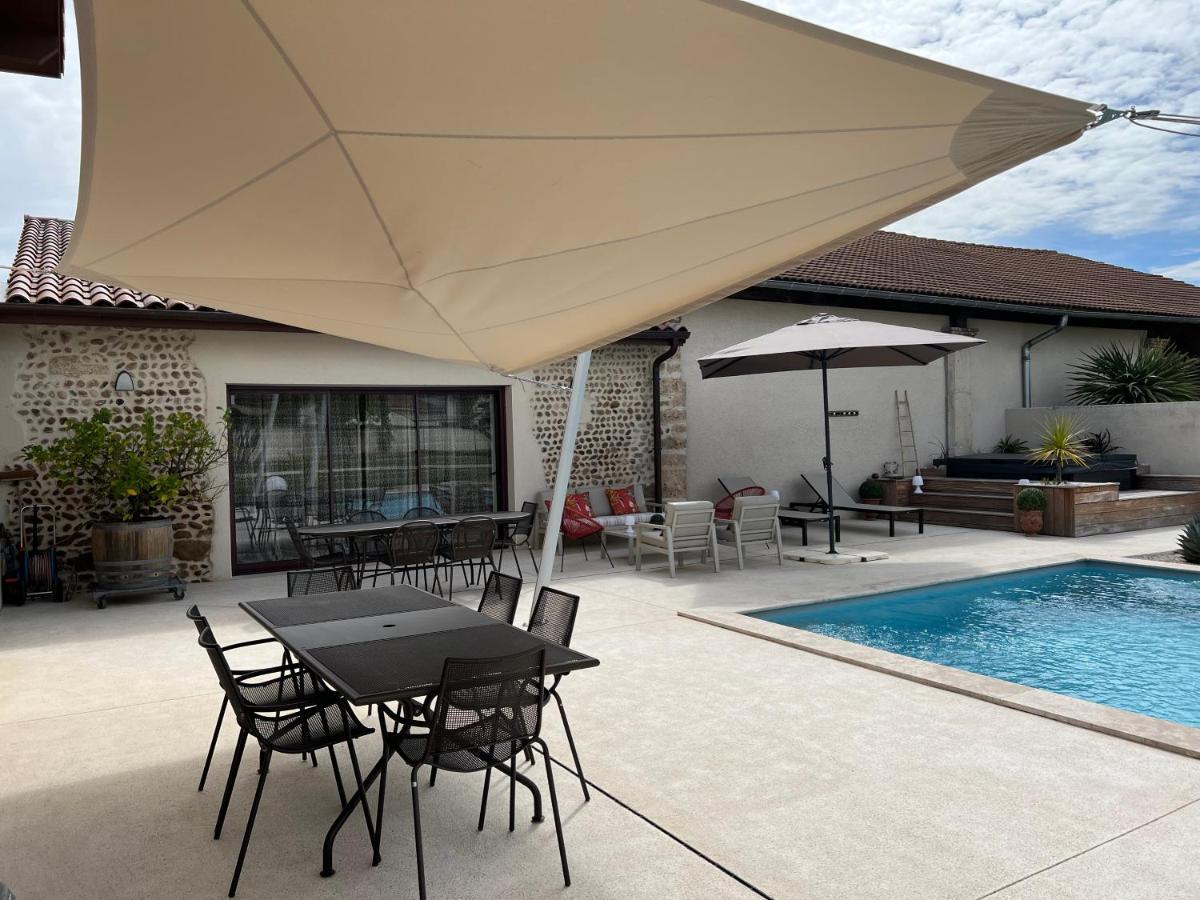Le Vieux Platane Villa Malissard Bagian luar foto